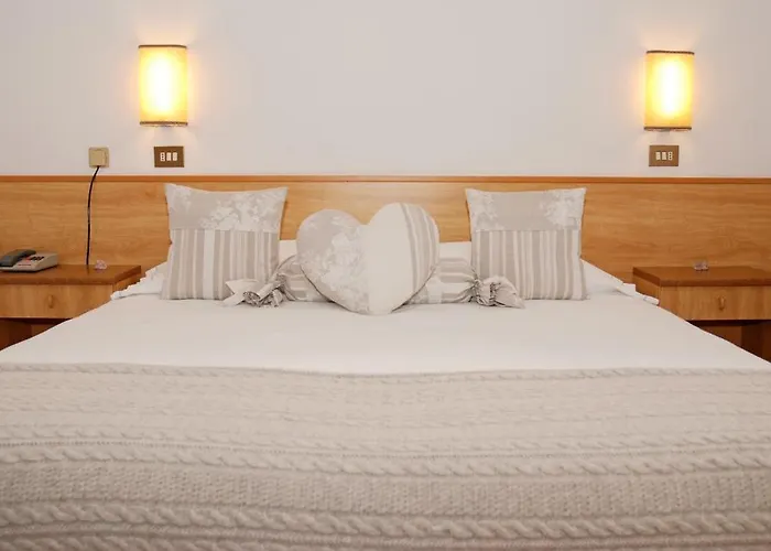 Отель Albergo Centrale Санто-Стефано-ди-Кадоре