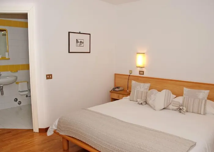 Отель Albergo Centrale